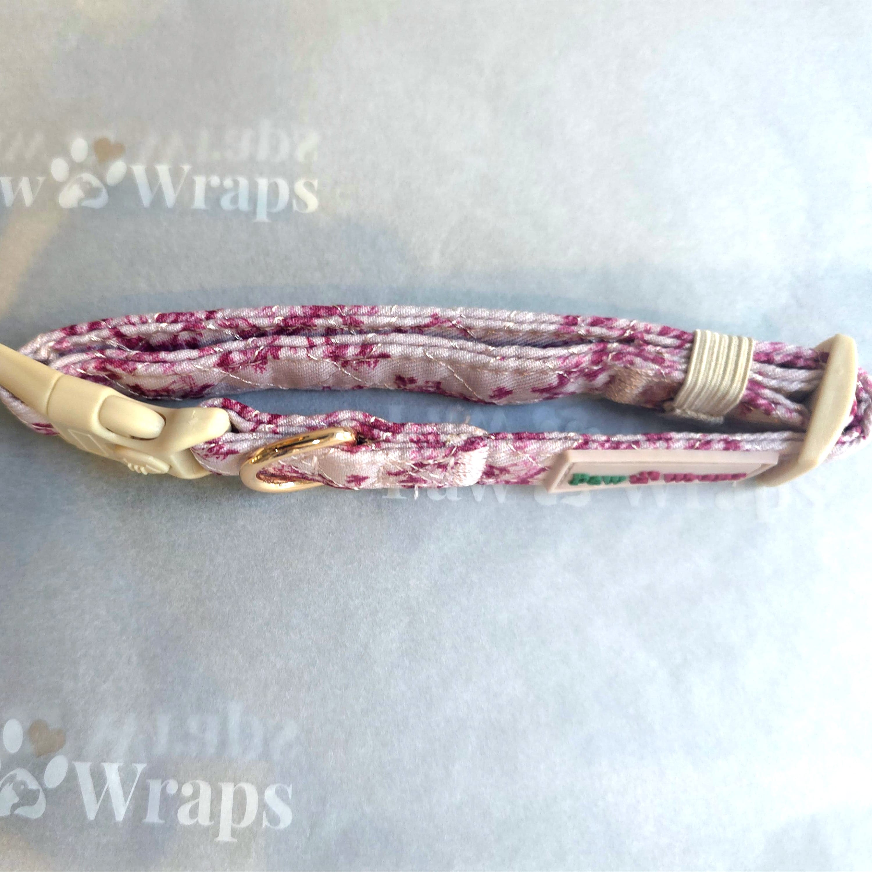 Paw Wraps Dog Collar XS Cherry Toile de Jouy Lockable Dog Collar