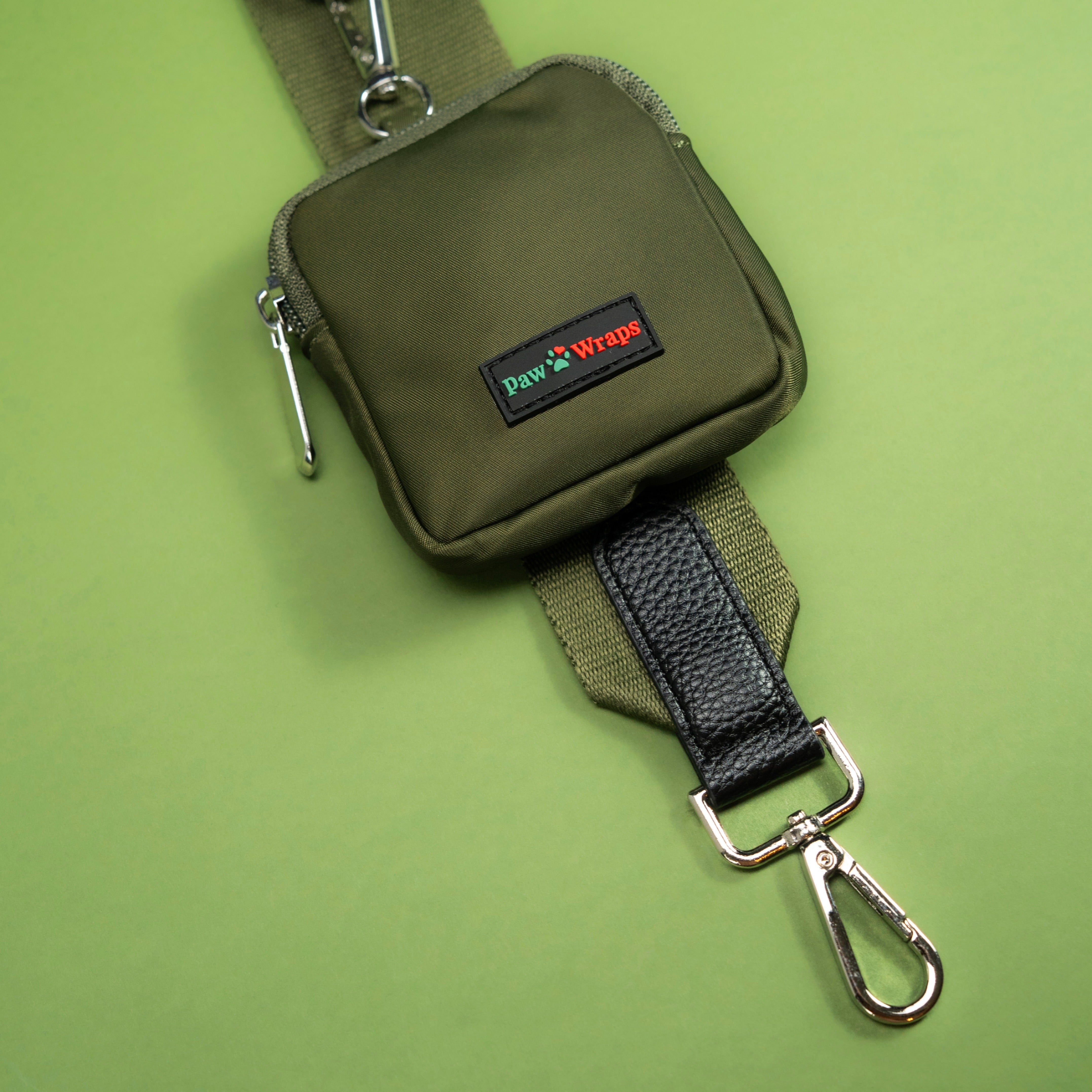 Country Green Treats Pouch